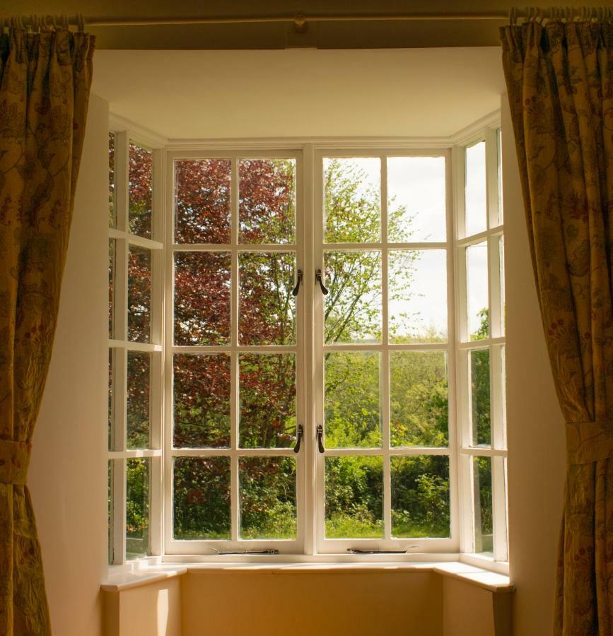 Pontyclerc Farm House Bed And Breakfast Ammanford Exterior foto